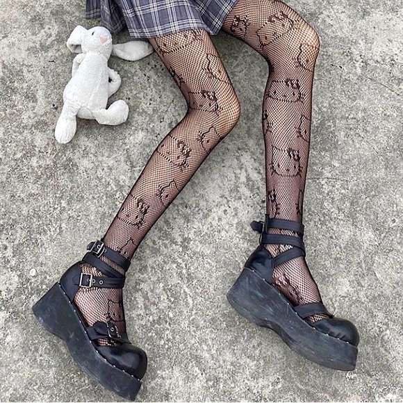 Hello Kitty Fishnet Stockings - Picture 8 of 16